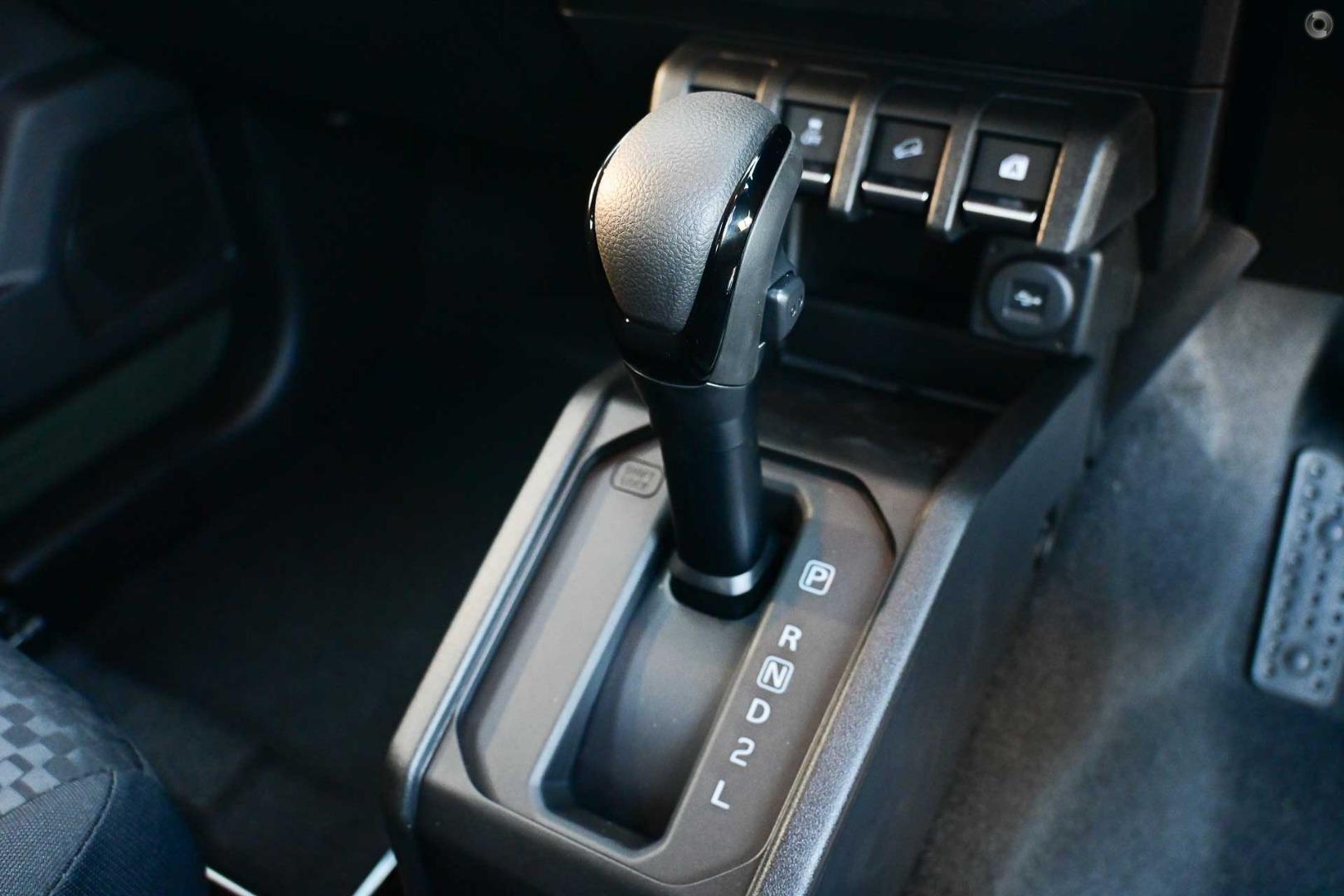 2026 Suzuki Jimny — photo 15