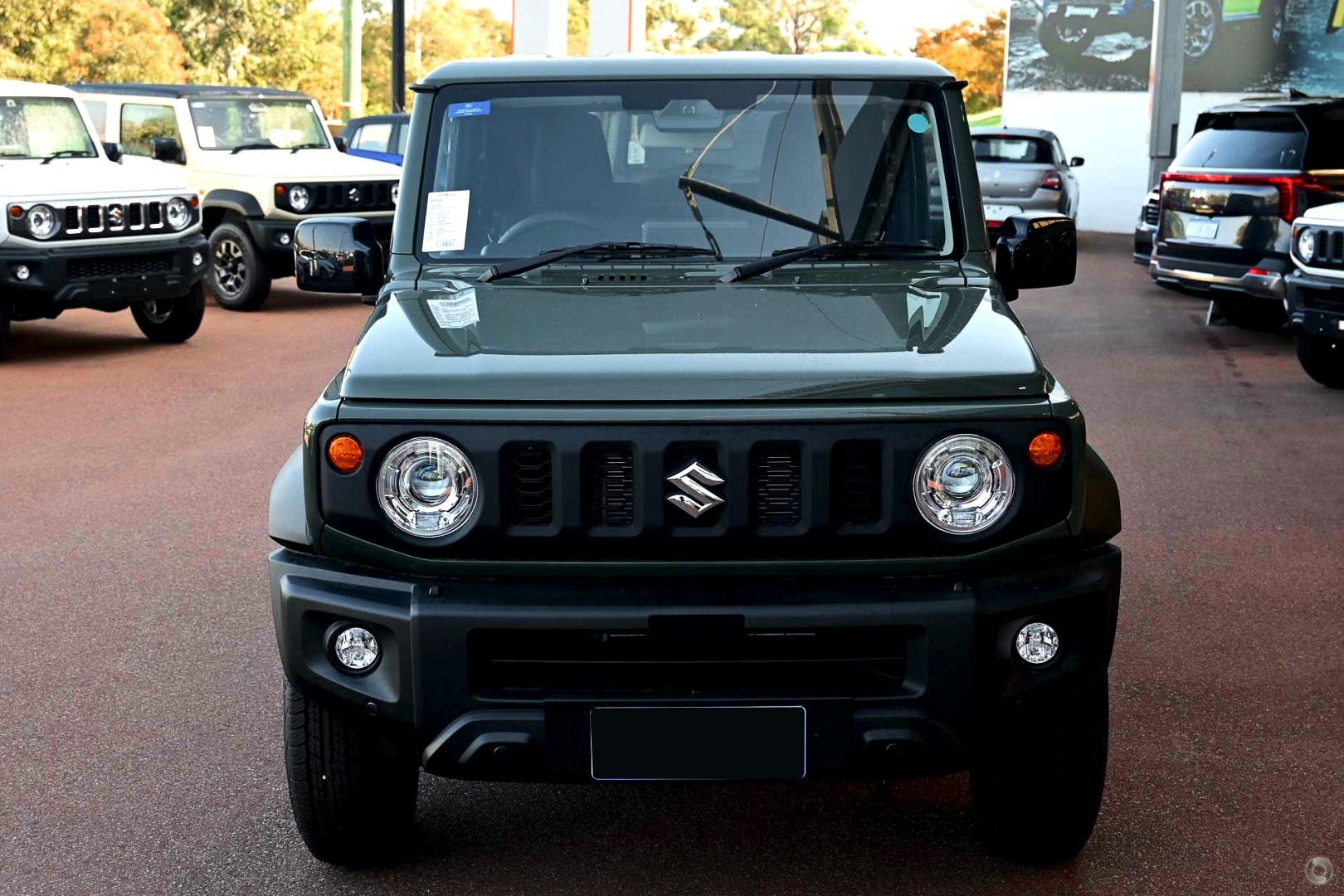 2026 Suzuki Jimny — photo 2