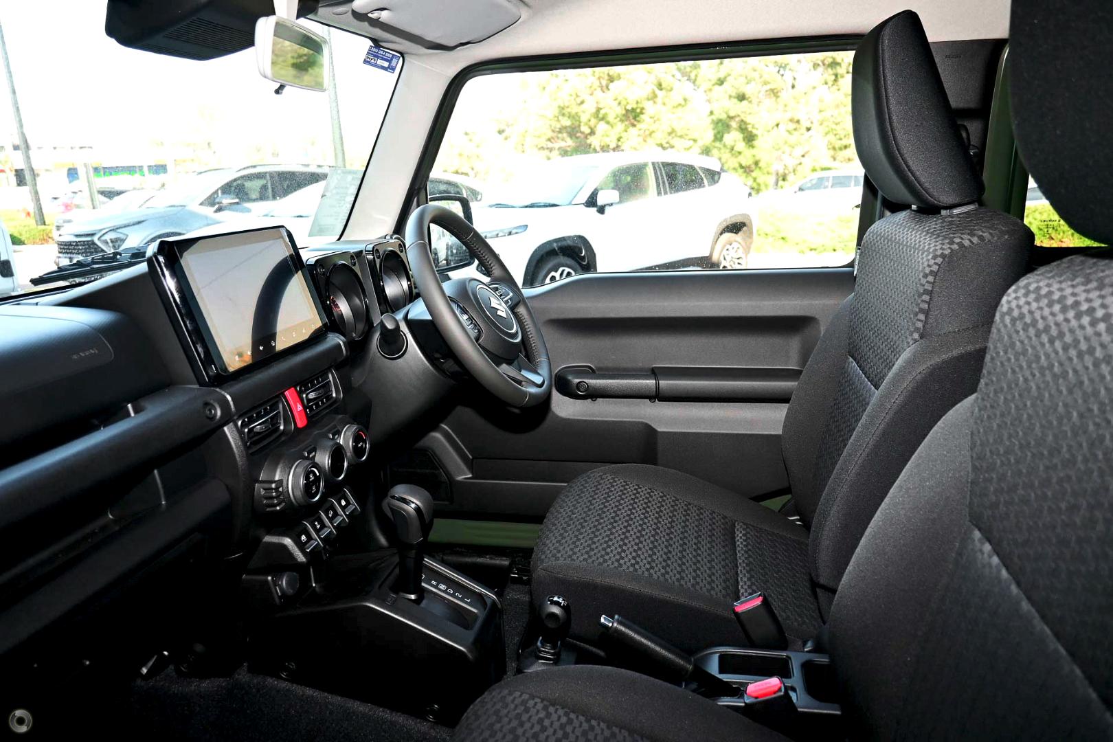 2026 Suzuki Jimny — photo 7