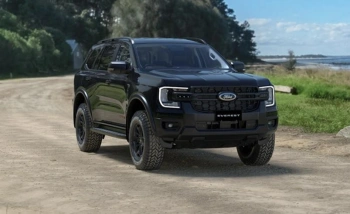 2025 New Ford Everest